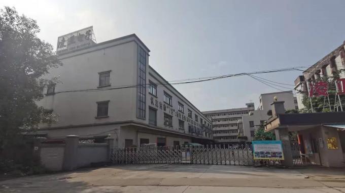 CD228P-12 ETL được chứng nhận 25L Máy cắt giấy văn phòng hạng nặng với cắt chéo mức tiếng ồn 68 DB 8